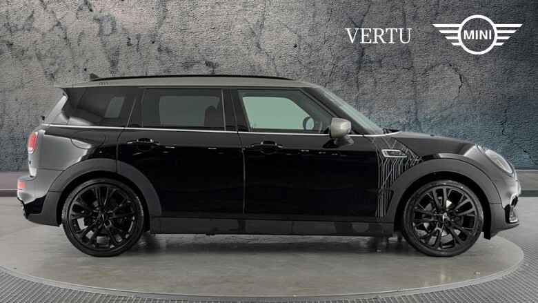 MINI Clubman 1.5 Cooper Shadow Edition 6dr Petrol Estate